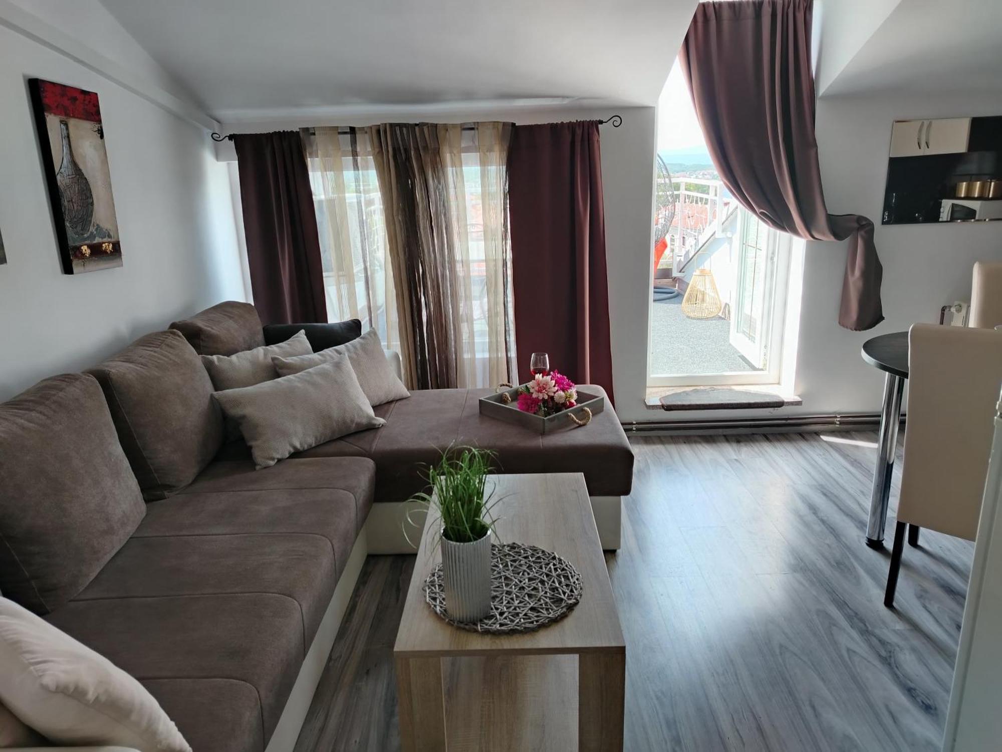 Apartments Antonija Malinska Exterior photo